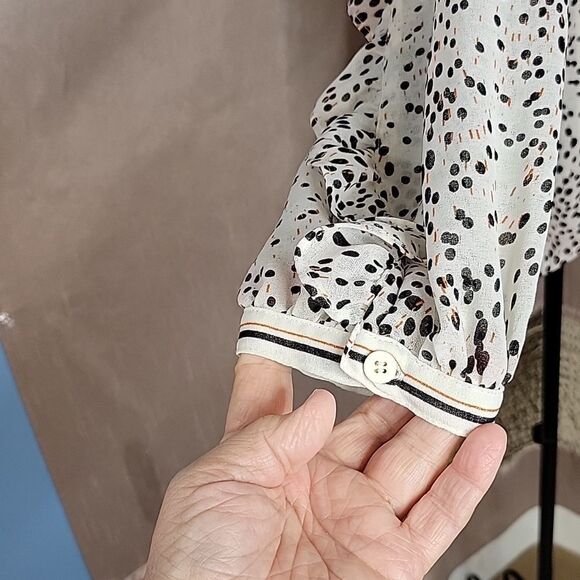 MAX STUDIO Ruffled Cream with Black Dots Button Up Blouse XL‎ - Picture 3 of 7